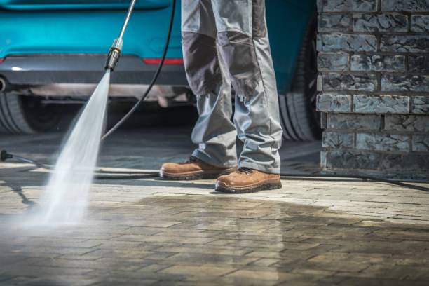 Best Spring Cleaning  in Franklin Center, NJ